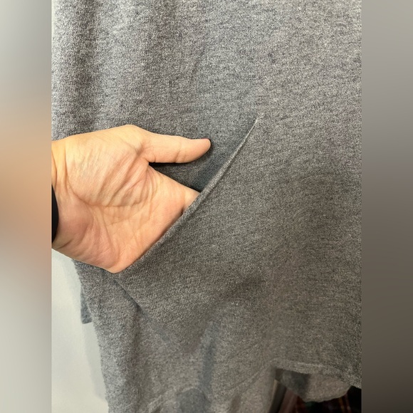 Lovestitch Heather Gray Knit Sweatshirt Women’s Small Oversized EUC - Picture 3 of 7